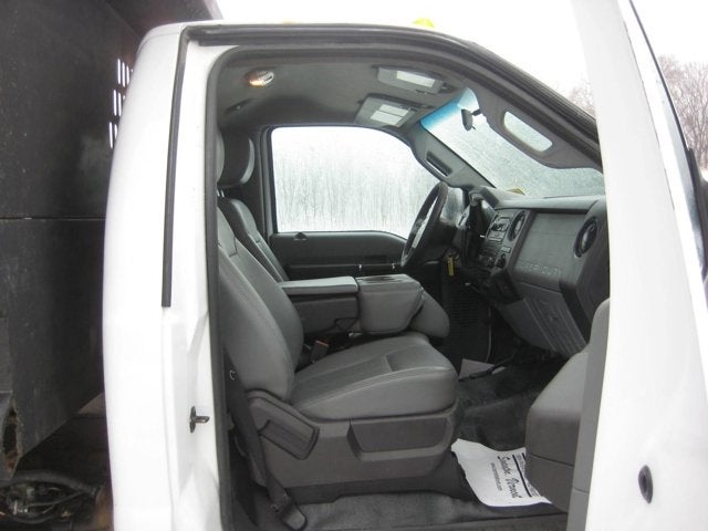 2011 Ford Super Duty F-550 DRW XL
